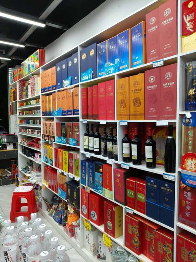 红酒选购指南:让你轻松成为品酒专家